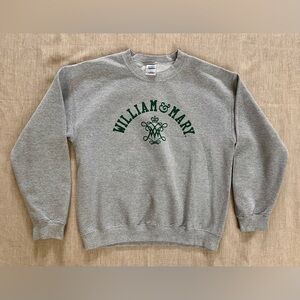 William & Mary Gray Crewneck Sweatshirt, Size M